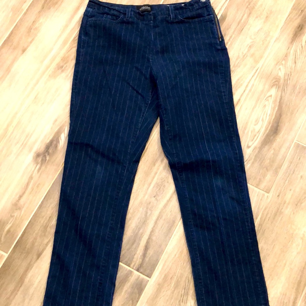 NYDJ sz14 pinstripe straight leg jeans